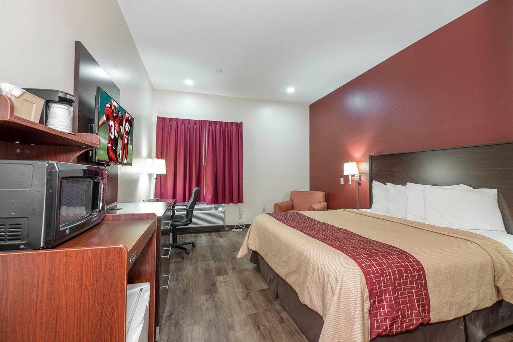 ברנדון Rodeway Inn מראה חיצוני תמונה