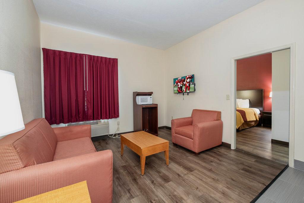 ברנדון Rodeway Inn מראה חיצוני תמונה