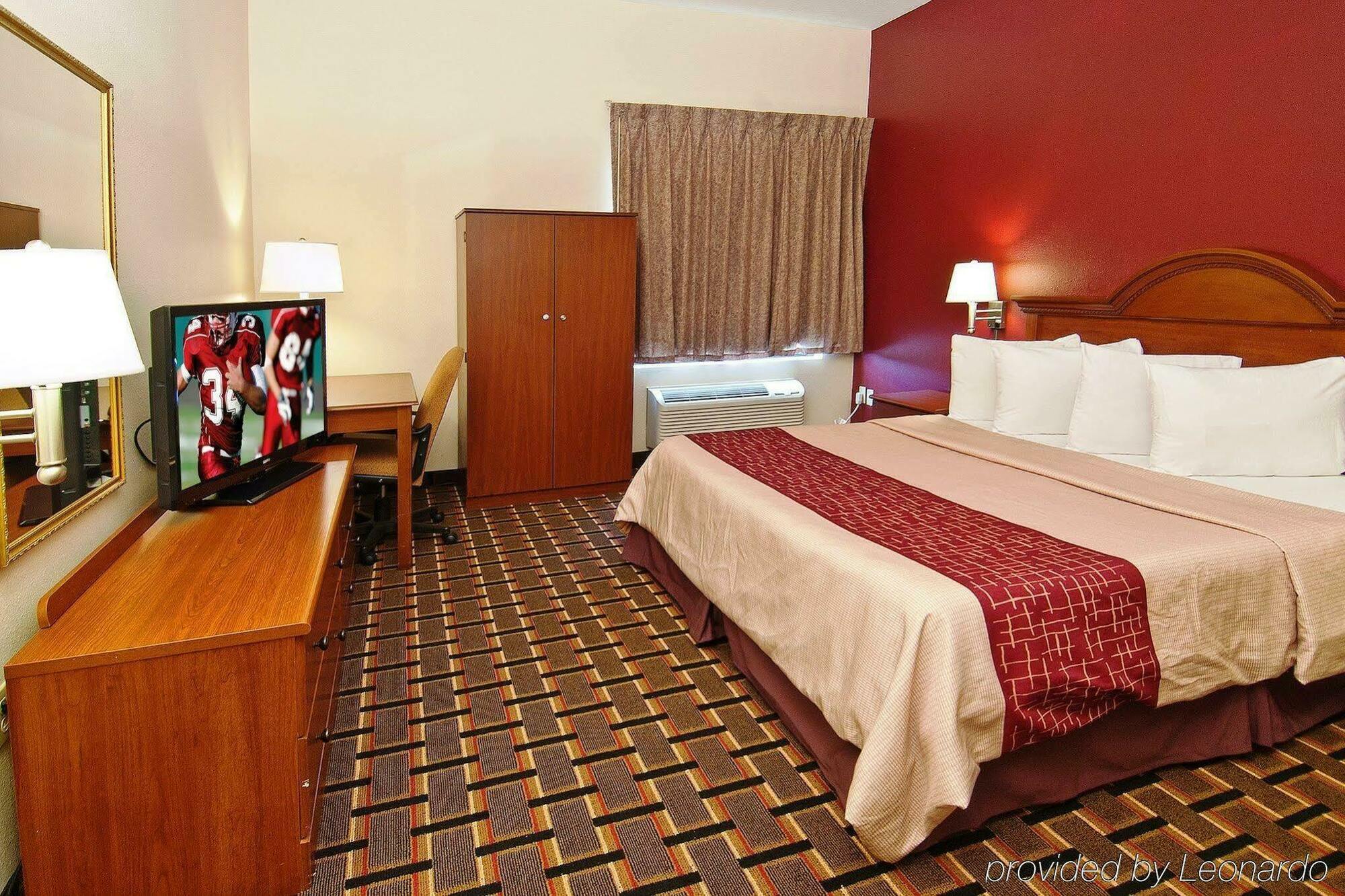 ברנדון Rodeway Inn מראה חיצוני תמונה